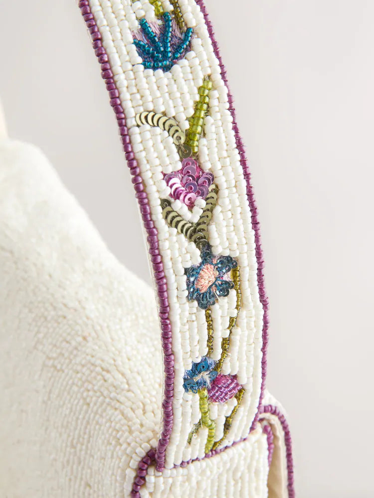 White beaded flower one-shoulder bag